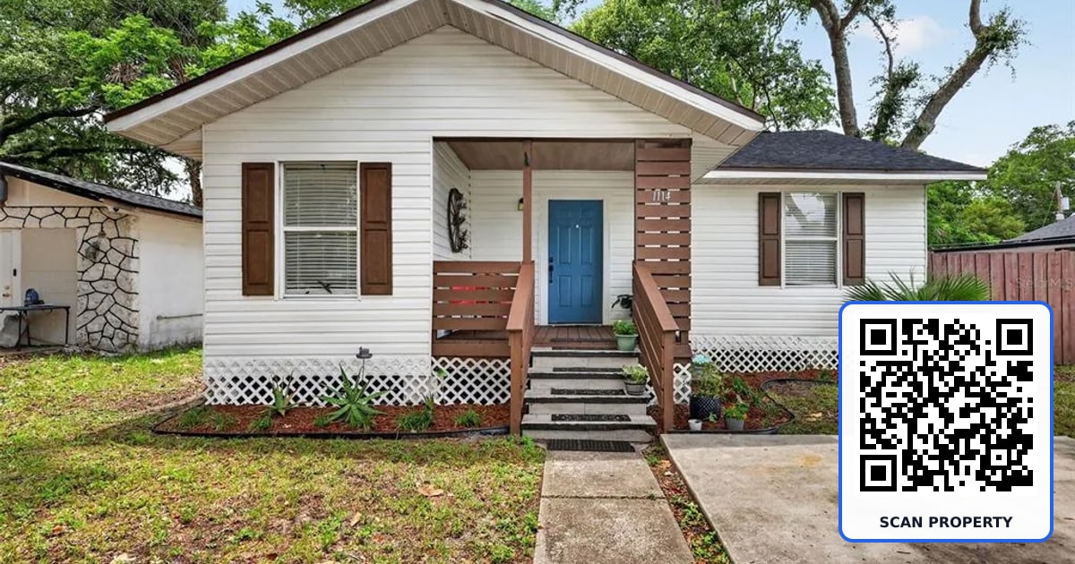 1114 PINE AVENUE property photo