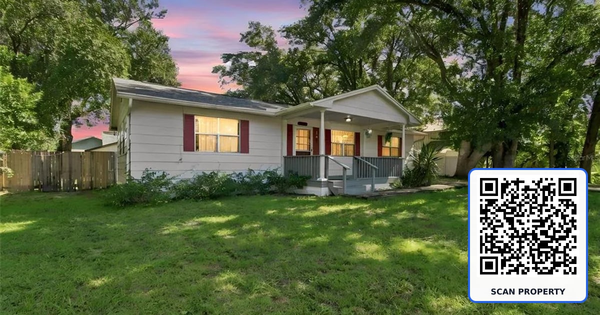 5206 PARADE STREET property photo