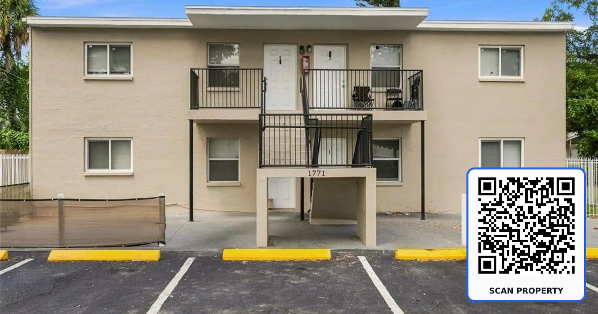 1771 RUSSELL STREET S UNIT 1 property photo