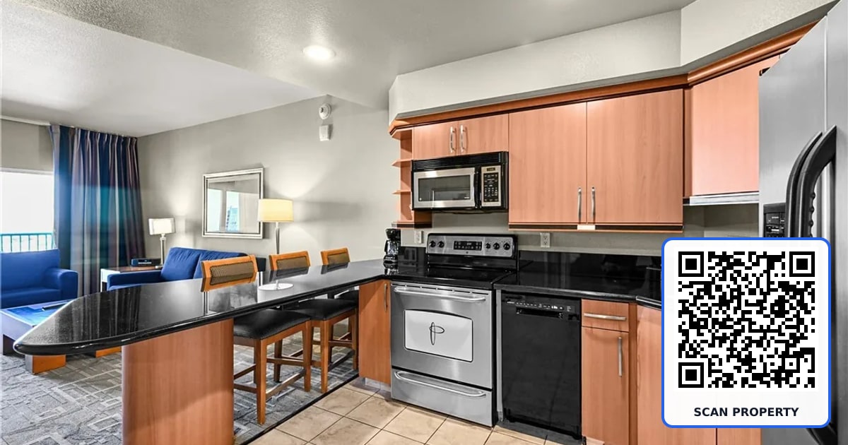 211 East Flamingo Road 1407 property photo