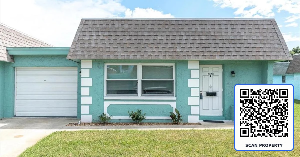 7030 VERSAILLES N property photo