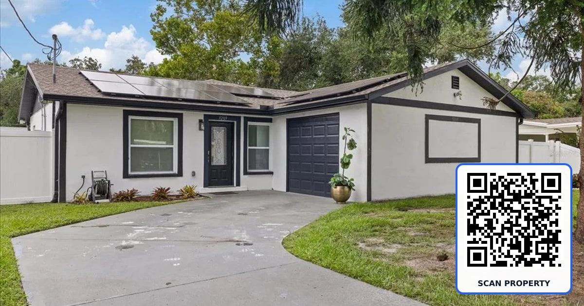 3209 E HANNA AVENUE property photo