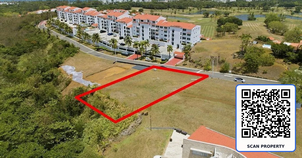 URB. LAS VISTAS RIO MAR SOLAR 10 property photo