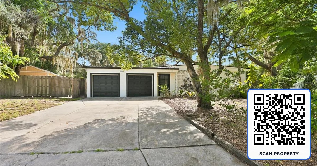704 E RIVER DRIVE property photo