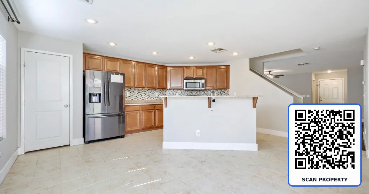756 Loughton Street property photo