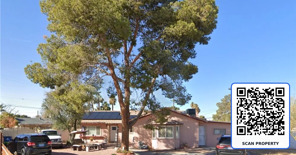 3554 Regents Circle property photo