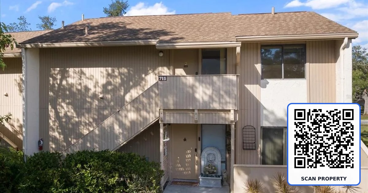 715 BIRD BAY CIRCLE UNIT 120 property photo