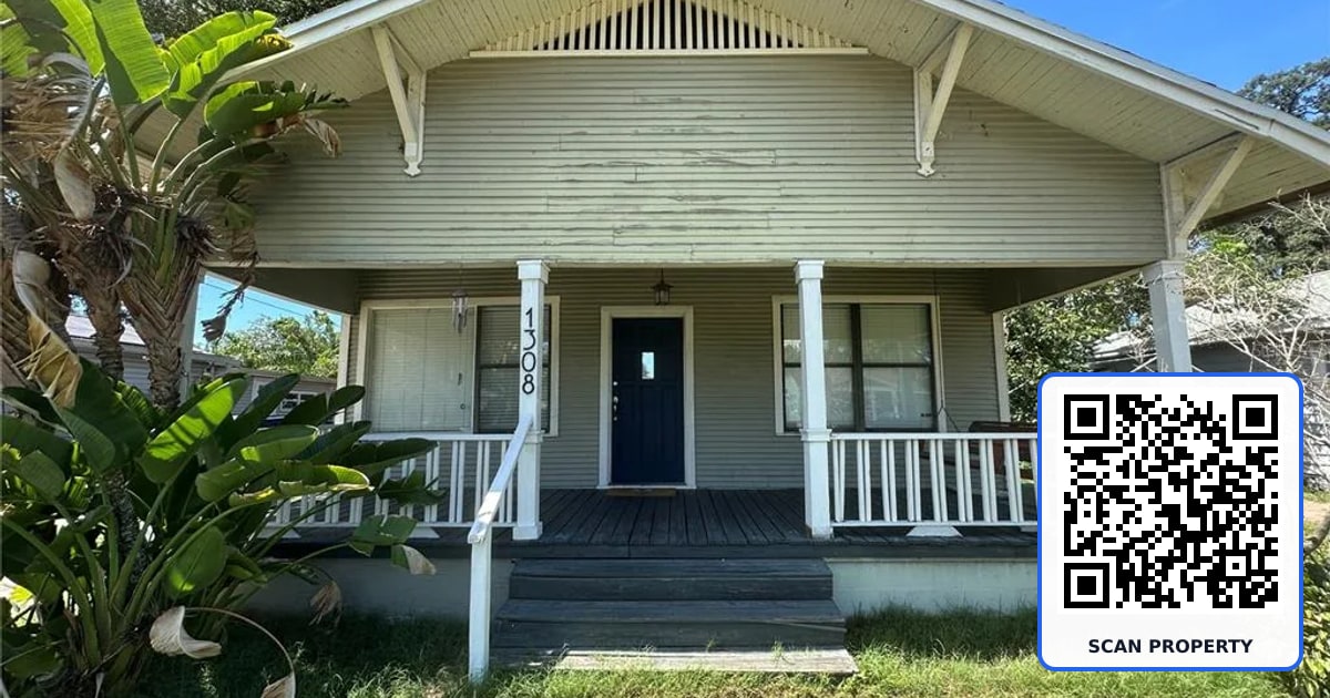 1308 E FRIERSON AVENUE property photo