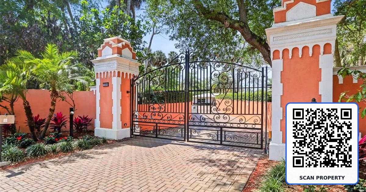 1600 PARK STREET N property photo
