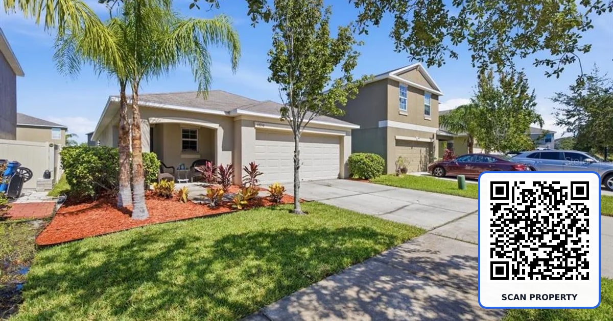 6830 BLUE MOON WAY property photo