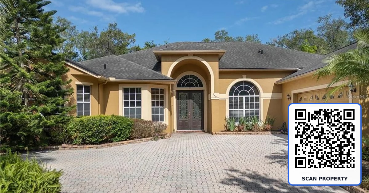 140 SEVILLE CHASE DRIVE property photo
