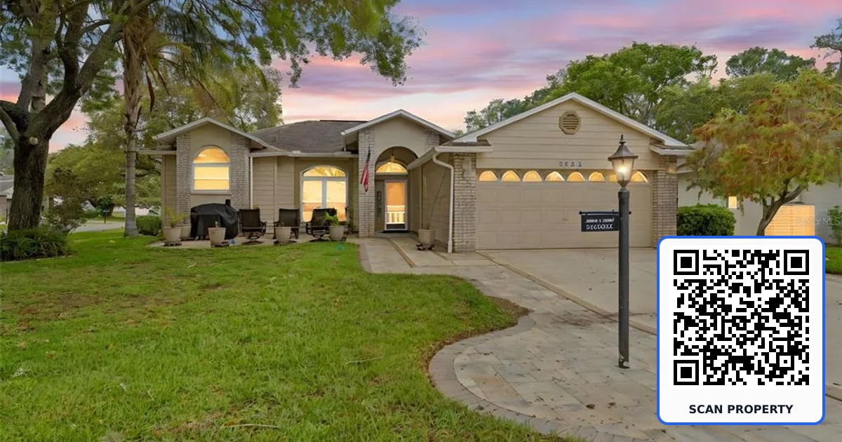 2552 CRYSTAL LAKE DRIVE property photo
