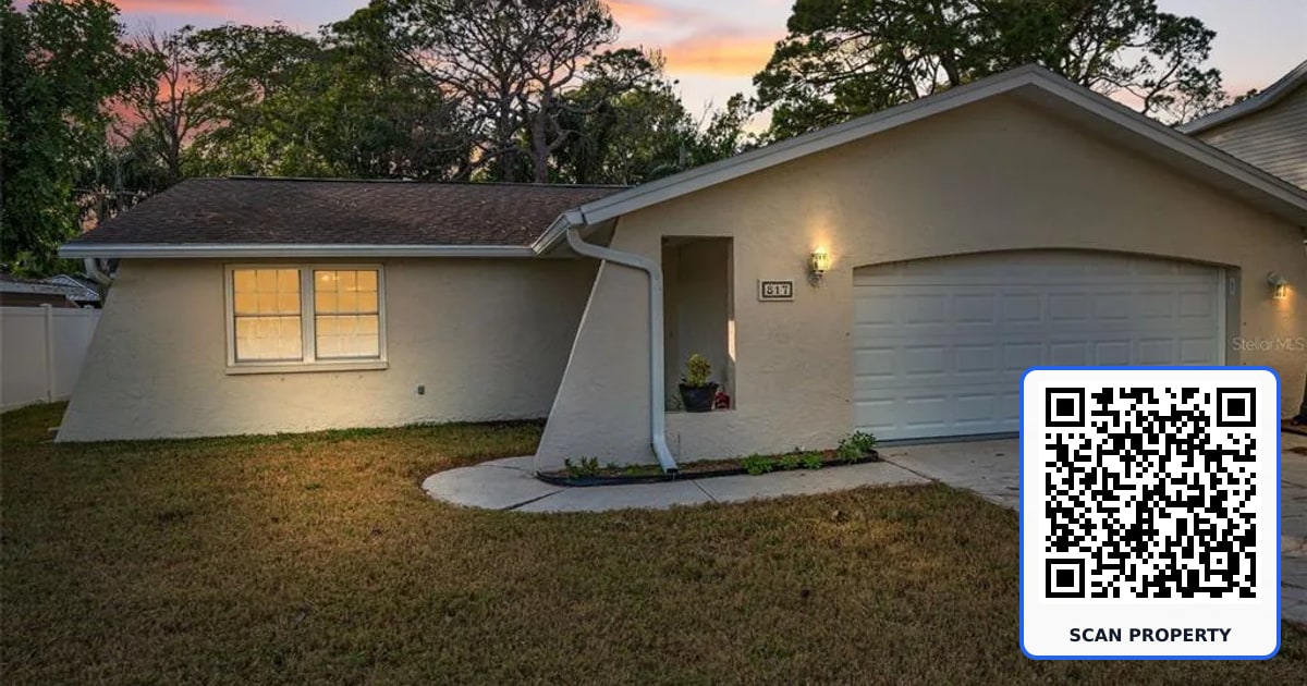 817 RIVERSIDE DRIVE property photo