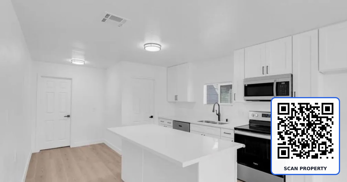 3049 Cedar Street property photo