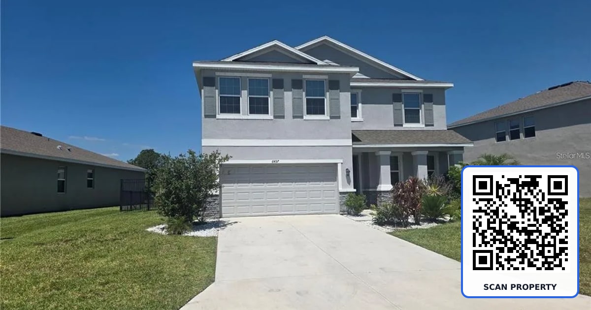 16457 WOODSIDE GLEN property photo
