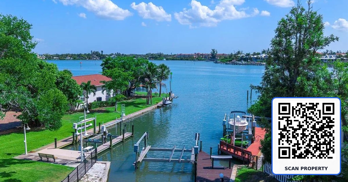 396 BAYSHORE DRIVE property photo