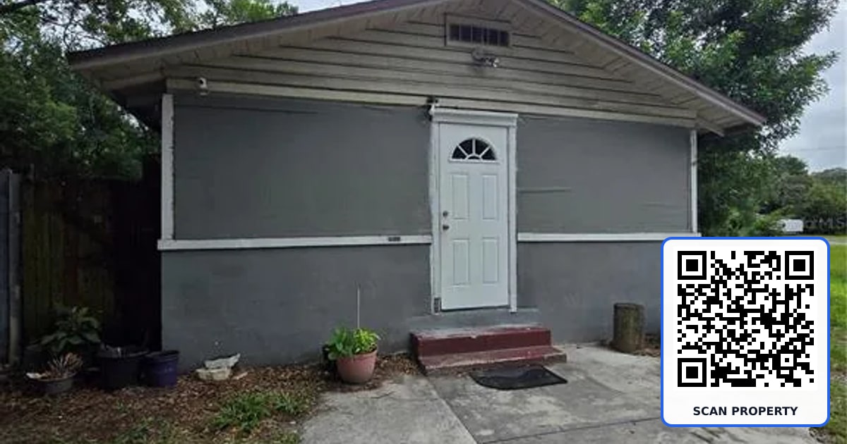 1015 W HUMPHREY STREET property photo