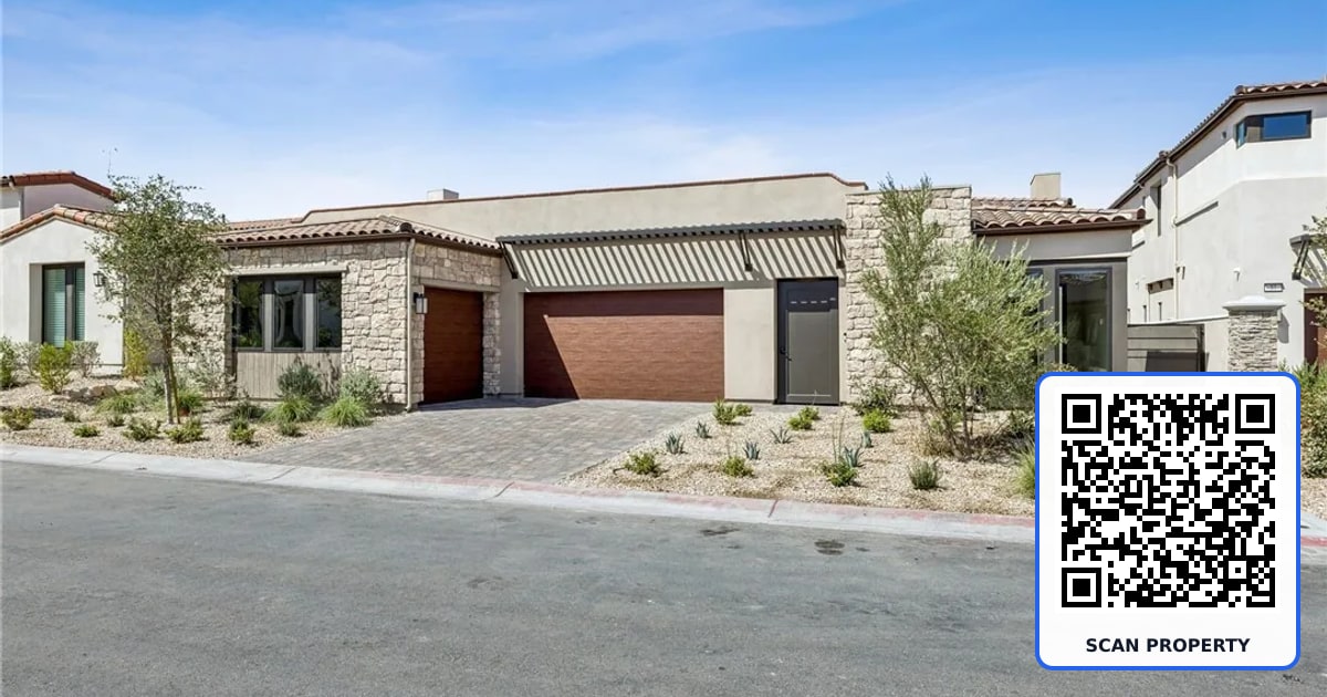 53 Bellissima Lago Court property photo