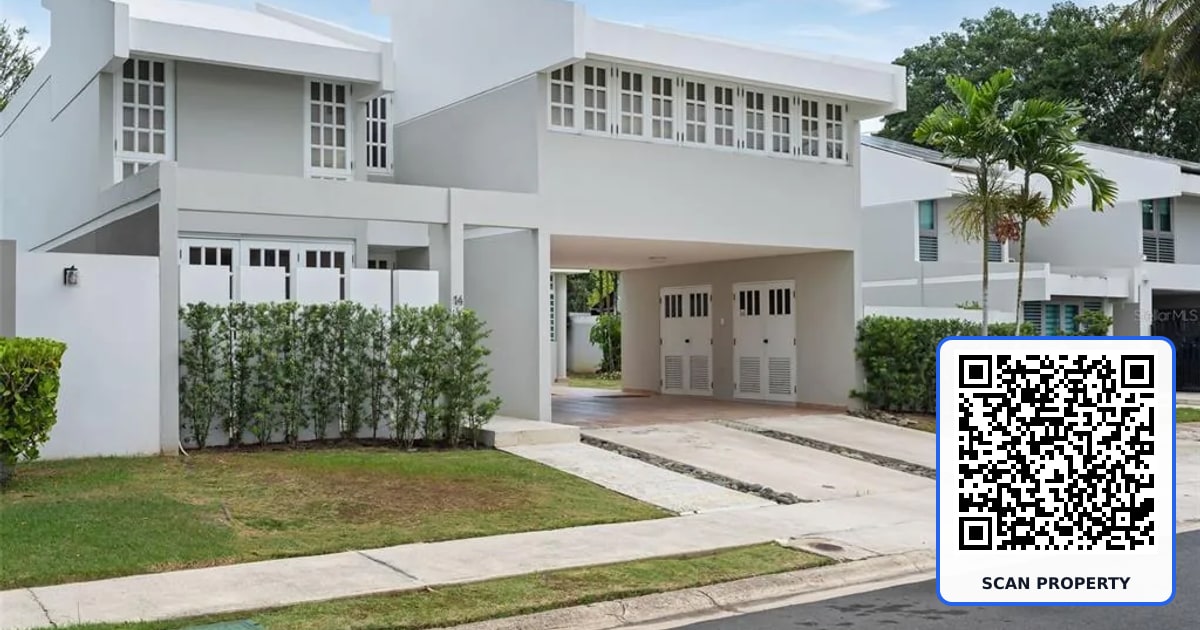 URB VILLAS DE SAN IGNACIO CALLE SAN EDMUNDO UNIT 14 property photo