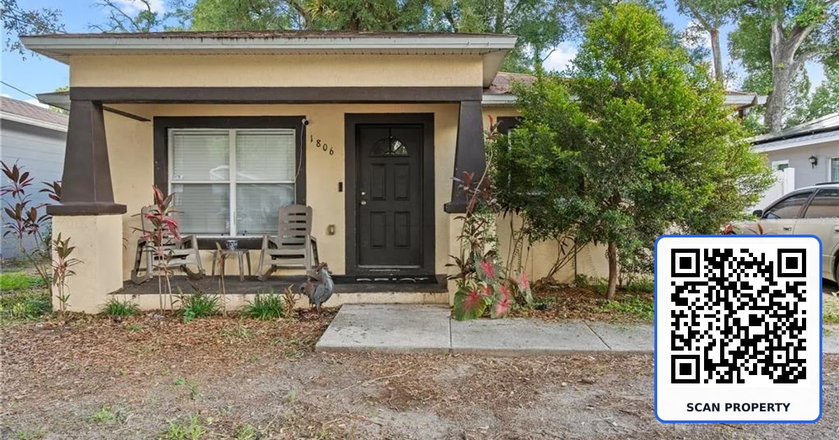 1806 E CURTIS STREET property photo