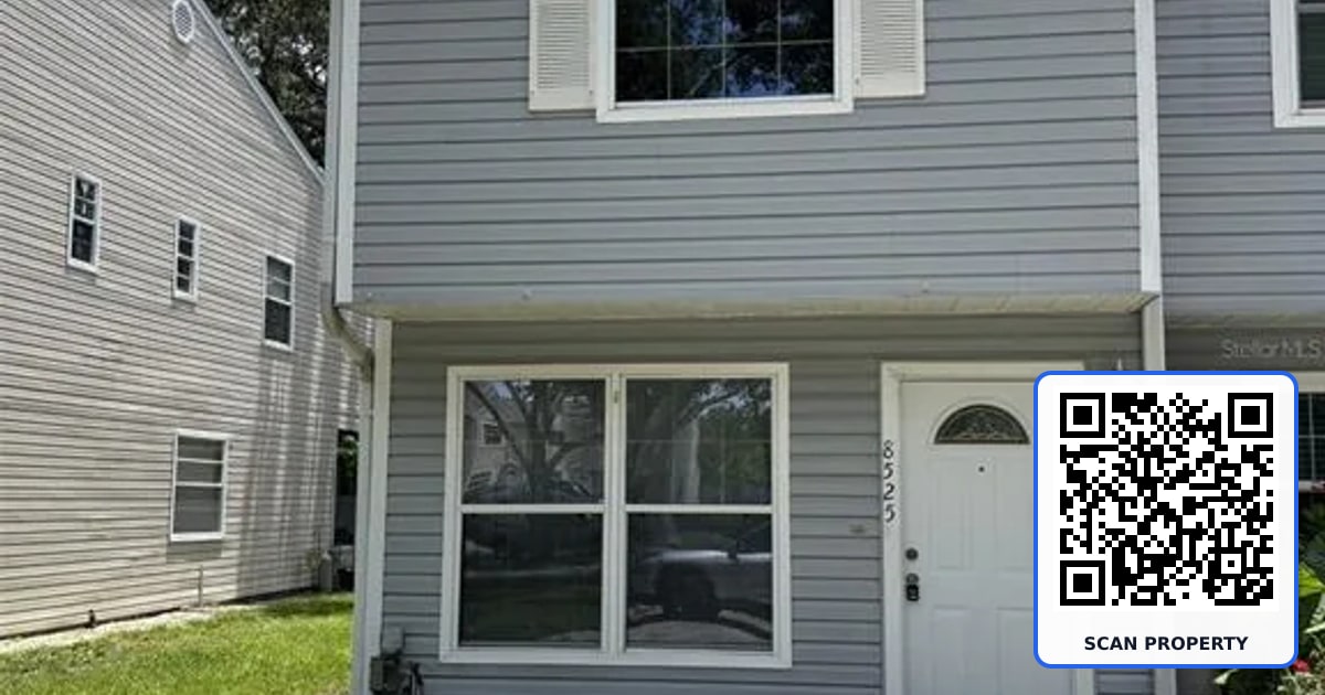 8525 J R MANOR DRIVE property photo