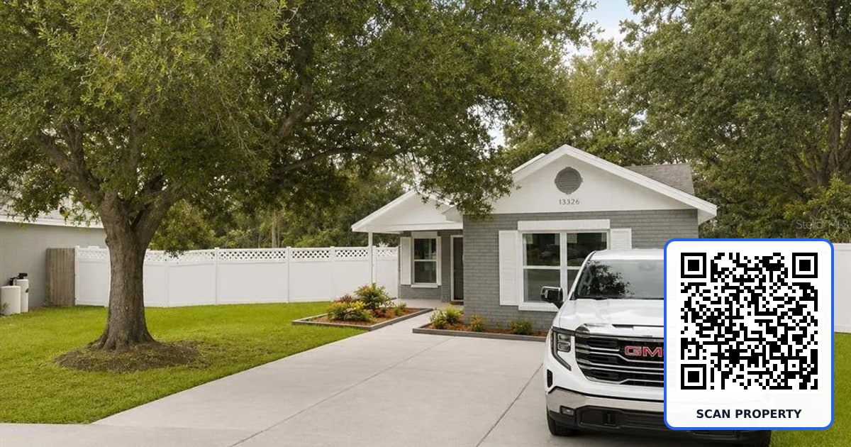 13326 LARAWAY DRIVE property photo
