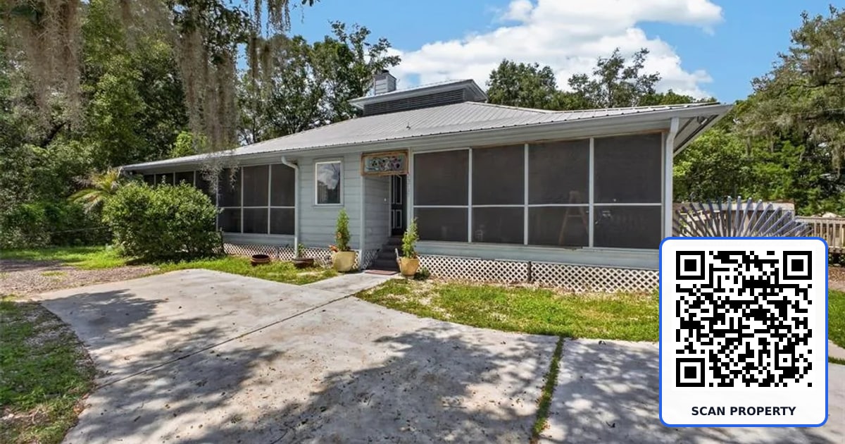 25717 TROON AVENUE property photo
