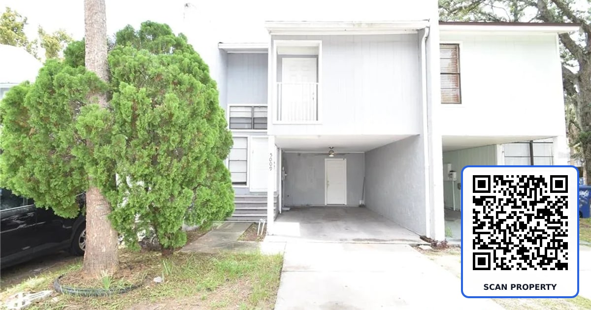 5009 TERRACE VILLAGE LANE property photo