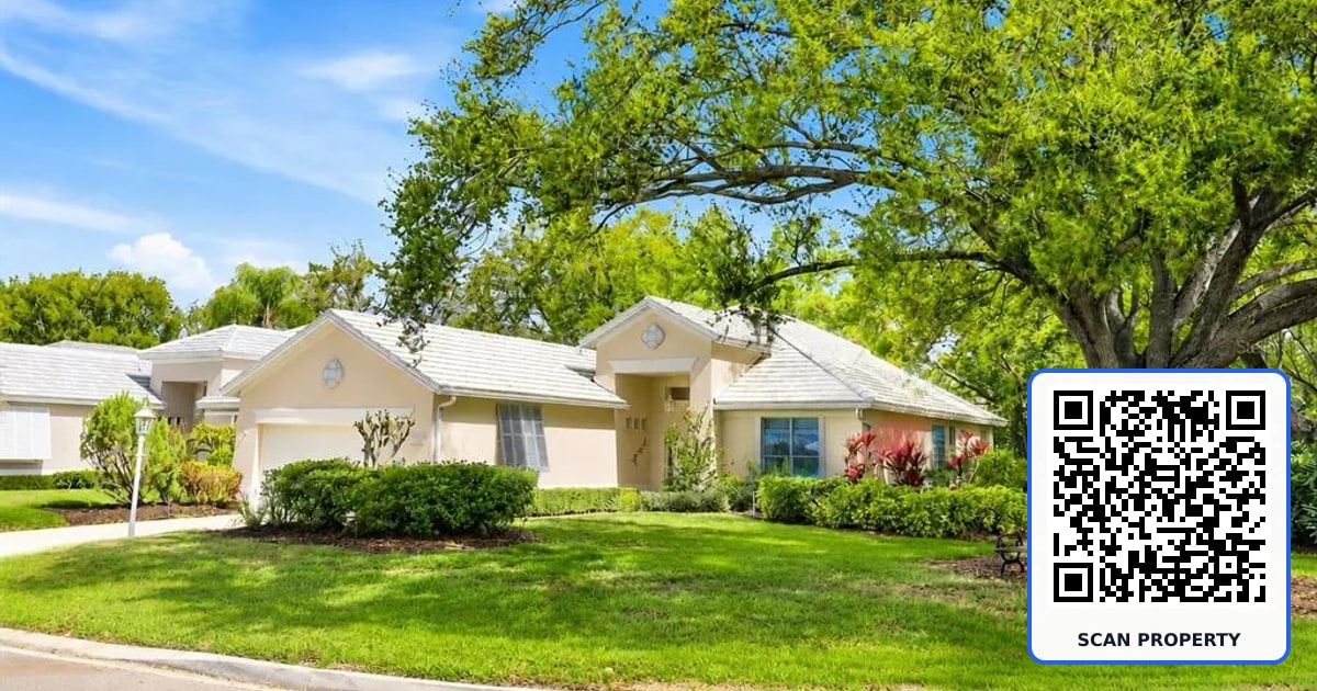 7904 HAMPTON COURT property photo