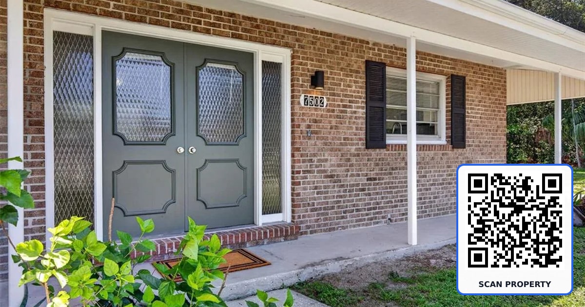7502 POND CIRCLE property photo