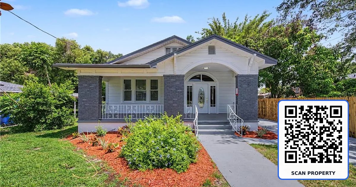 1920 E PARIS STREET property photo
