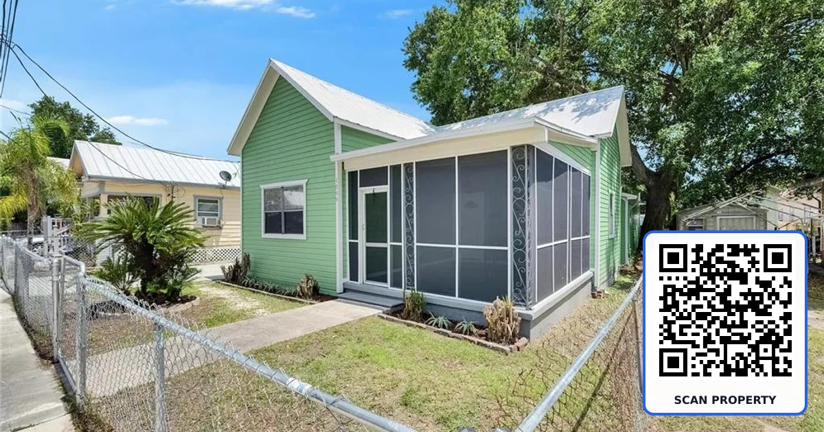 1009 E COLUMBUS DRIVE property photo