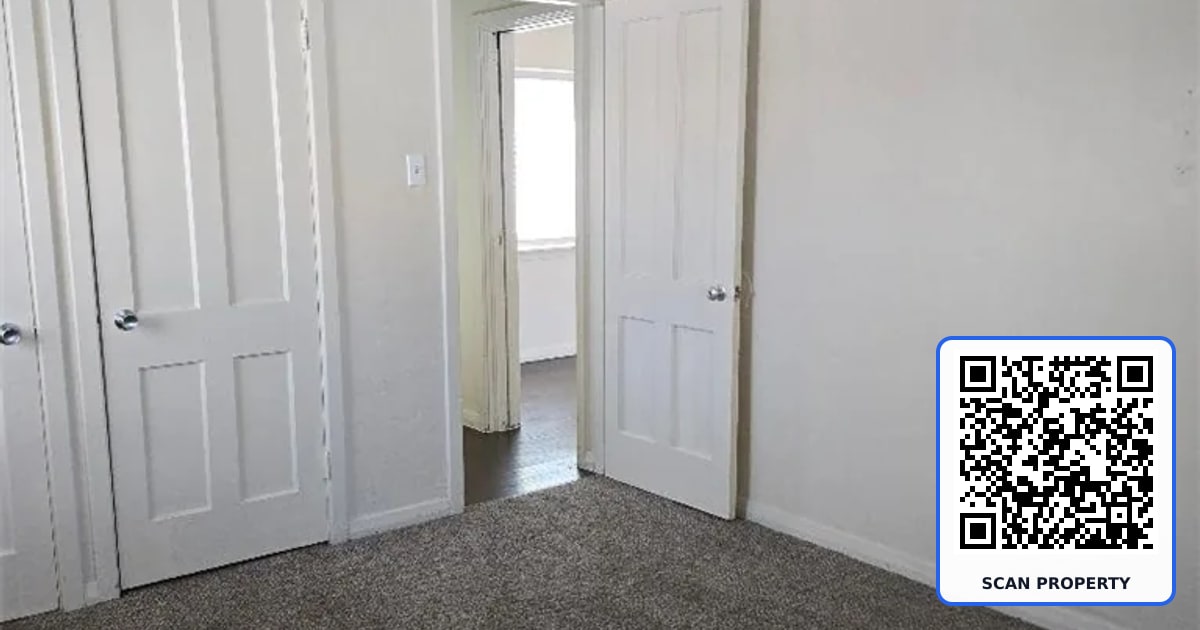 648 Avenue A 18 property photo