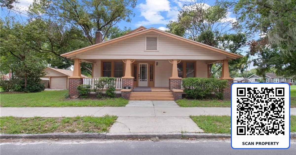 907 N CLARK STREET property photo