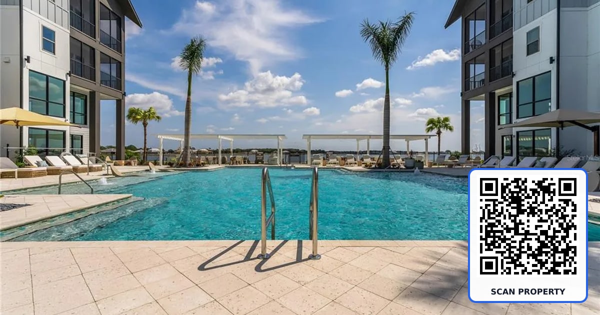 1420 LAKEFRONT DRIVE UNIT 6212 property photo