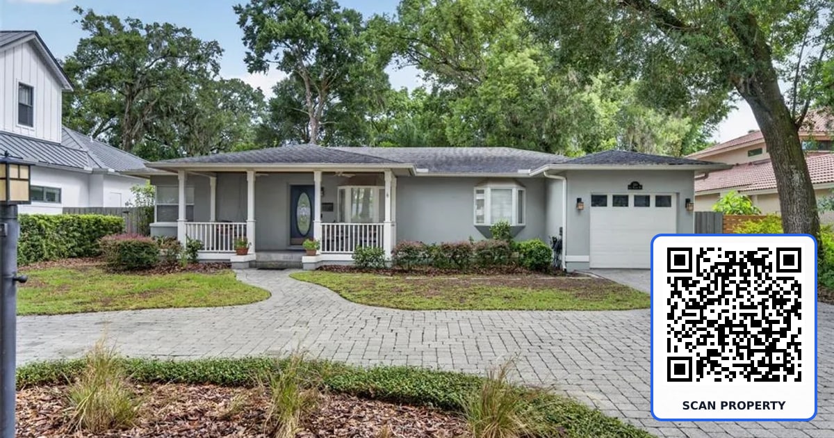 150 E READING WAY property photo