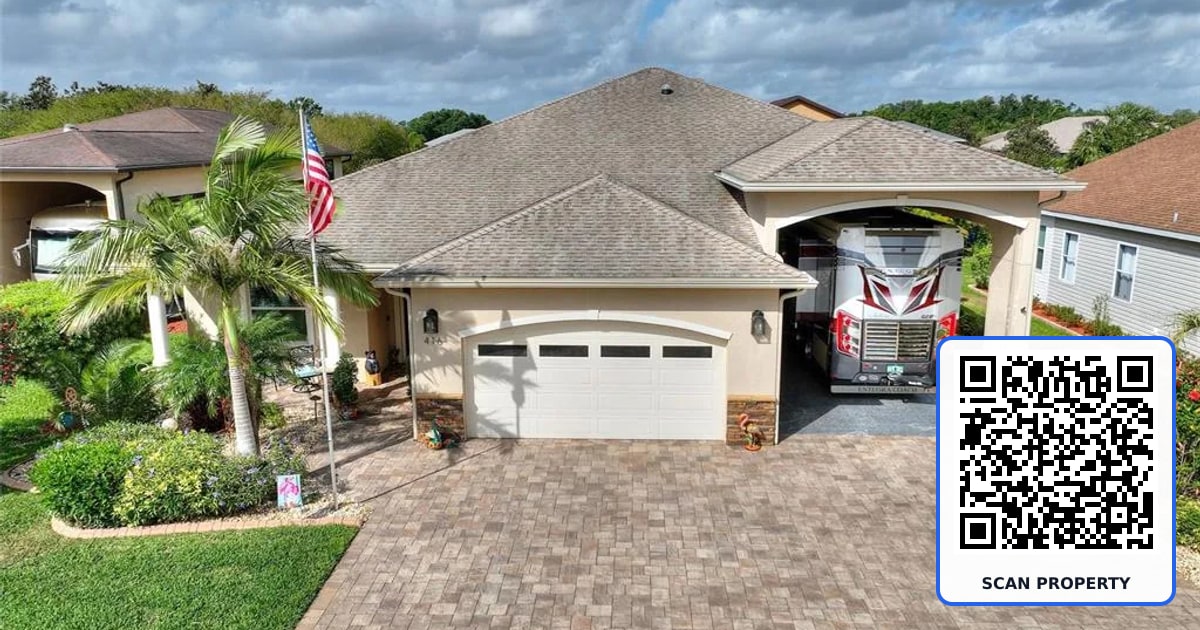 416 MOTORCOACH DRIVE S property photo