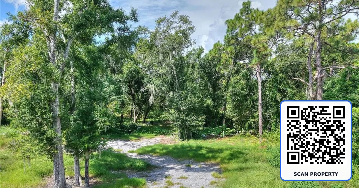 SE 33RD STREET property photo