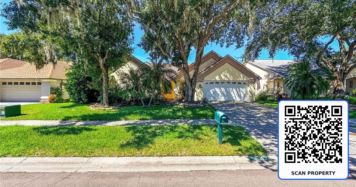 9542 PEBBLE GLEN AVENUE property photo