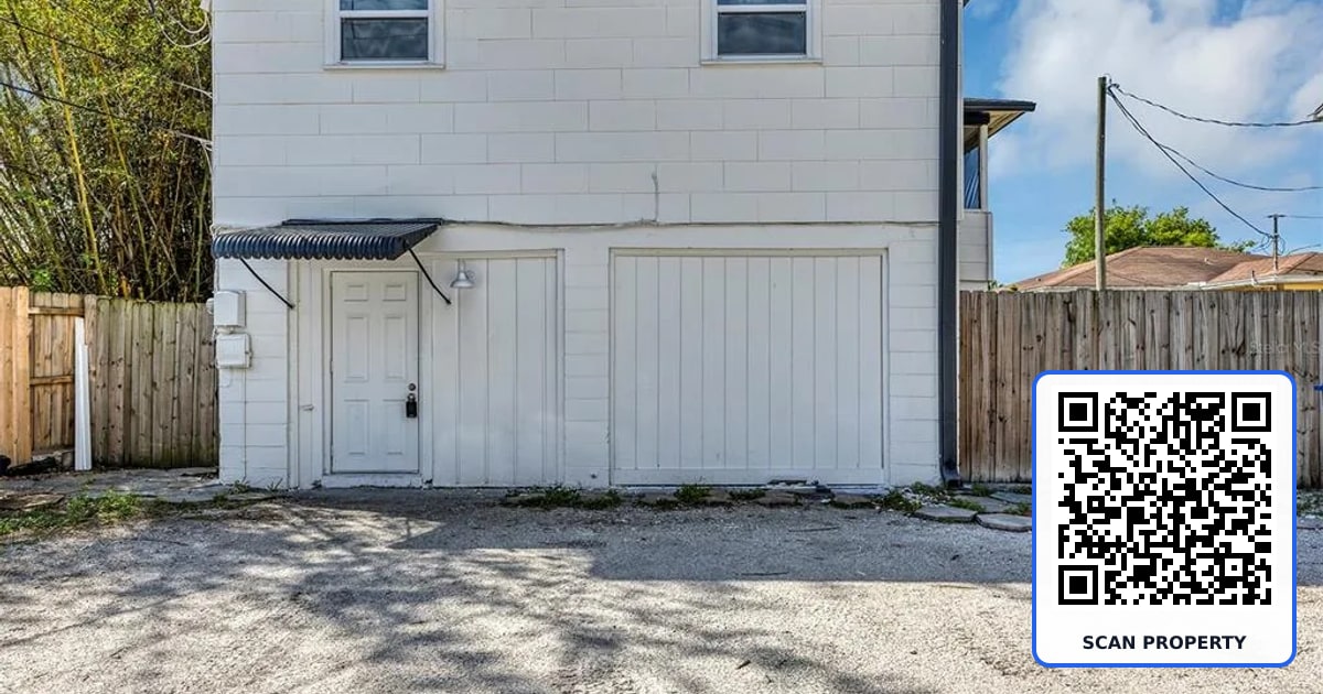 2027 30TH AVENUE N Bottom unit property photo