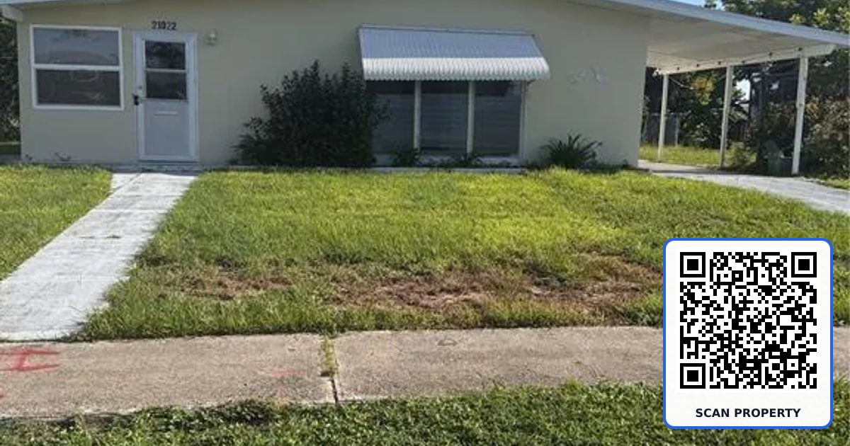 21922 HERNANDO AVENUE property photo