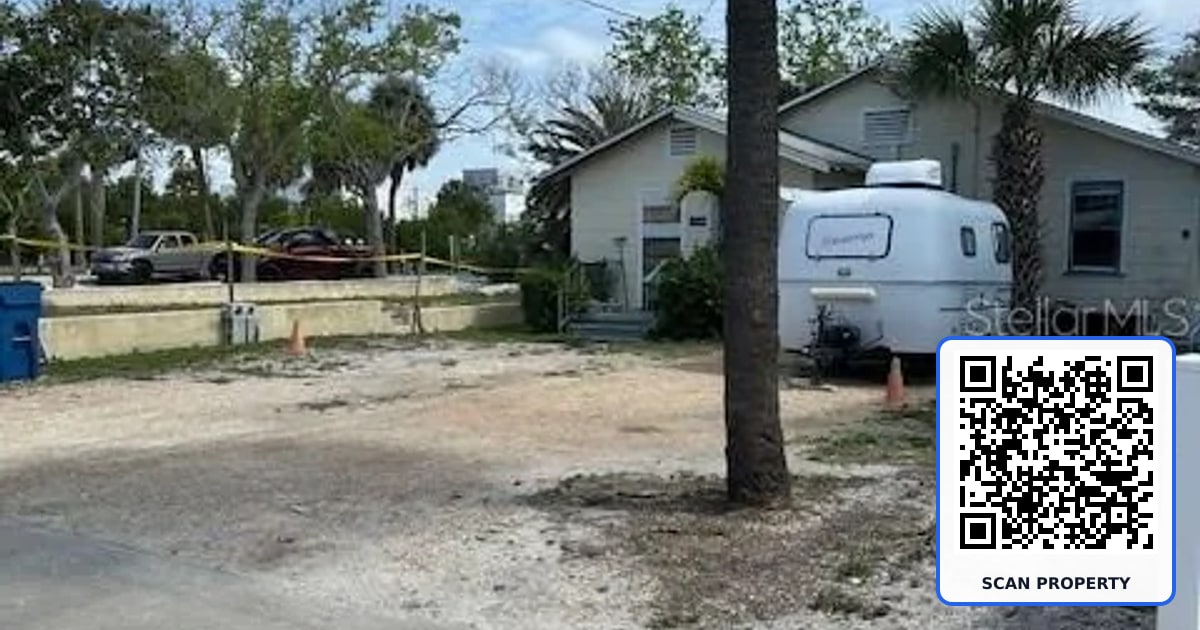 12620 LAGOON LANE property photo