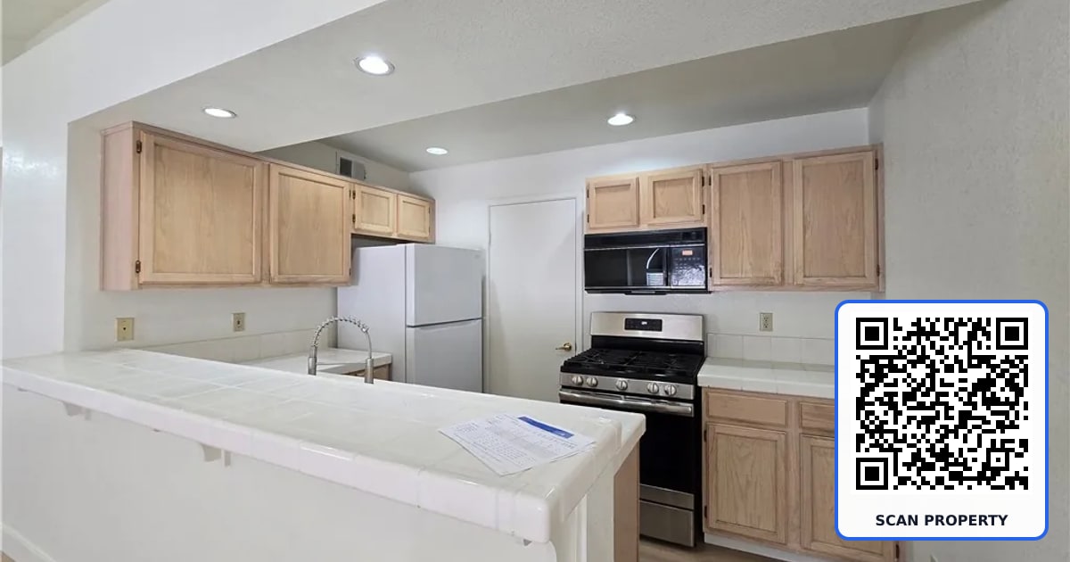 7570 West Flamingo Road 206 property photo