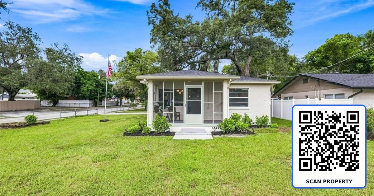1825 E HANNA AVENUE property photo