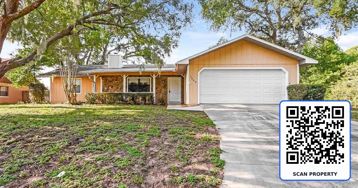 1309 COVE PLACE property photo