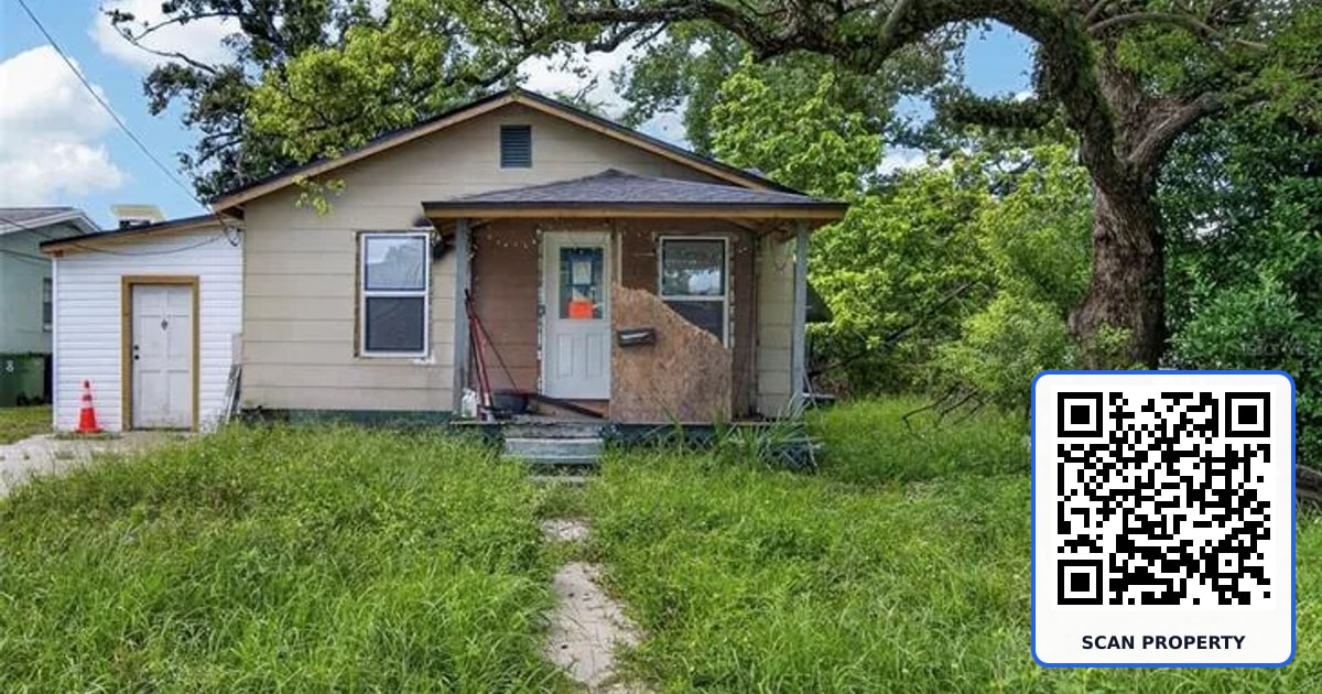 3507 E 12TH AVENUE property photo