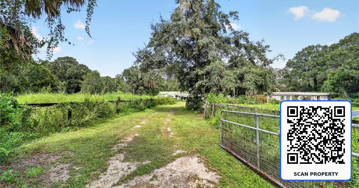 10195 NW 160TH STREET property photo