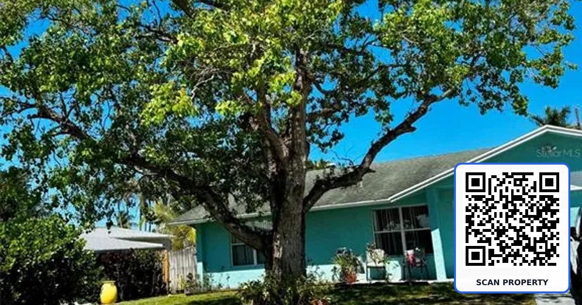 5679 SE INDIGO AVENUE property photo