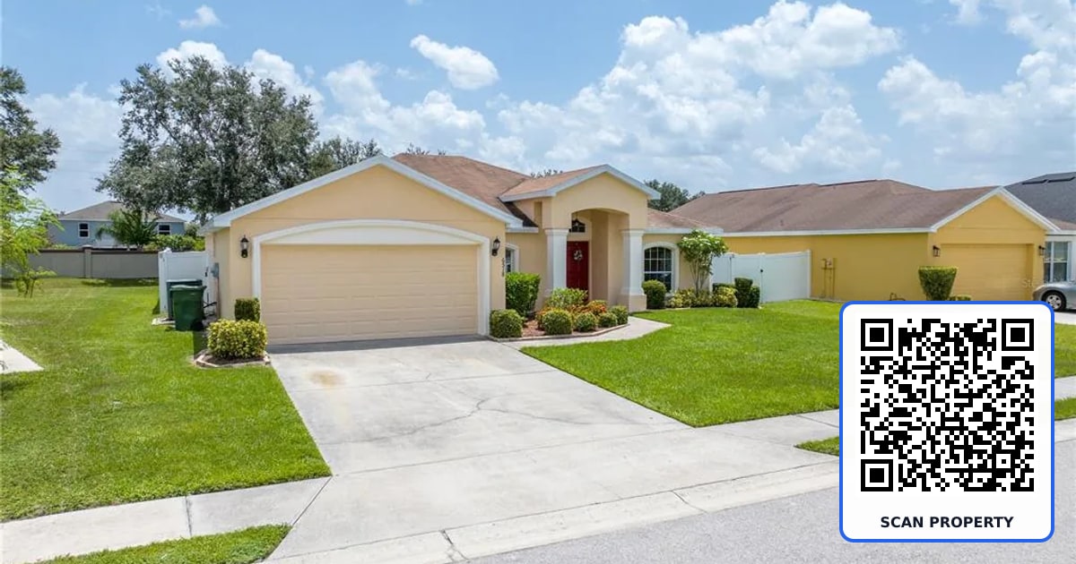 6518 CRESCENT LOOP property photo