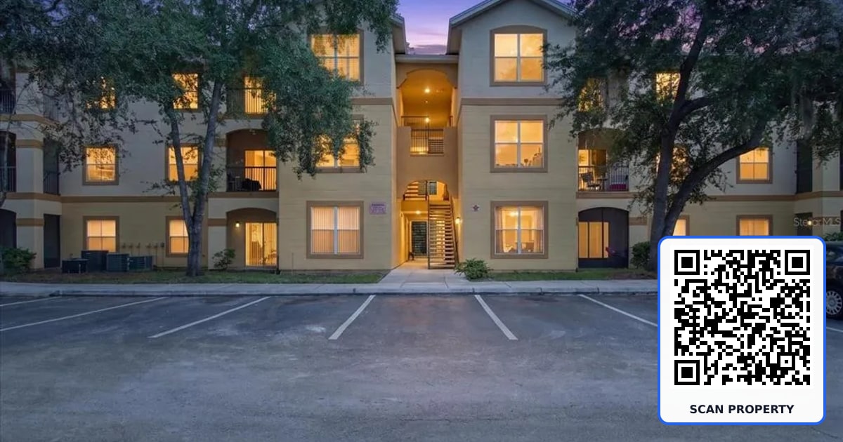 5608 PINNACLE HEIGHTS CIRCLE UNIT 305 property photo